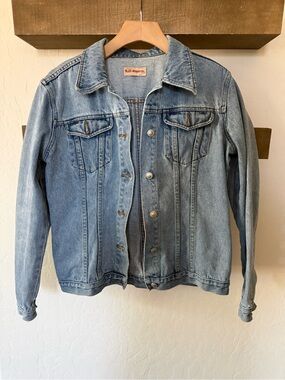 Bleu Jeans Co|VINTAGE Denim jacket in Light wash,closet staple•••Size XS/Small